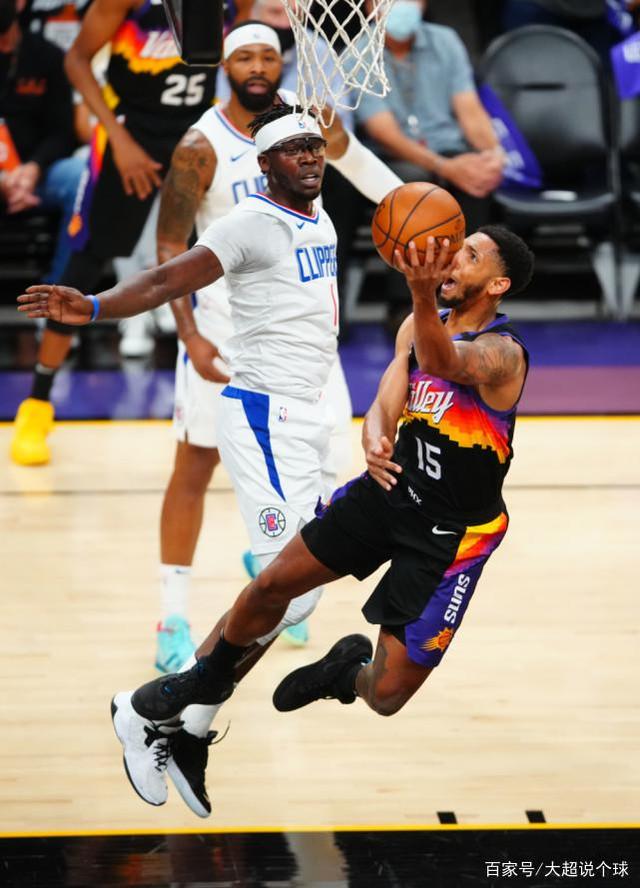 爱游戏官方认证平台费德勒关键节点战术调整，G2带队取胜！(费德勒关键节点战术调整,g2带队取胜了吗)