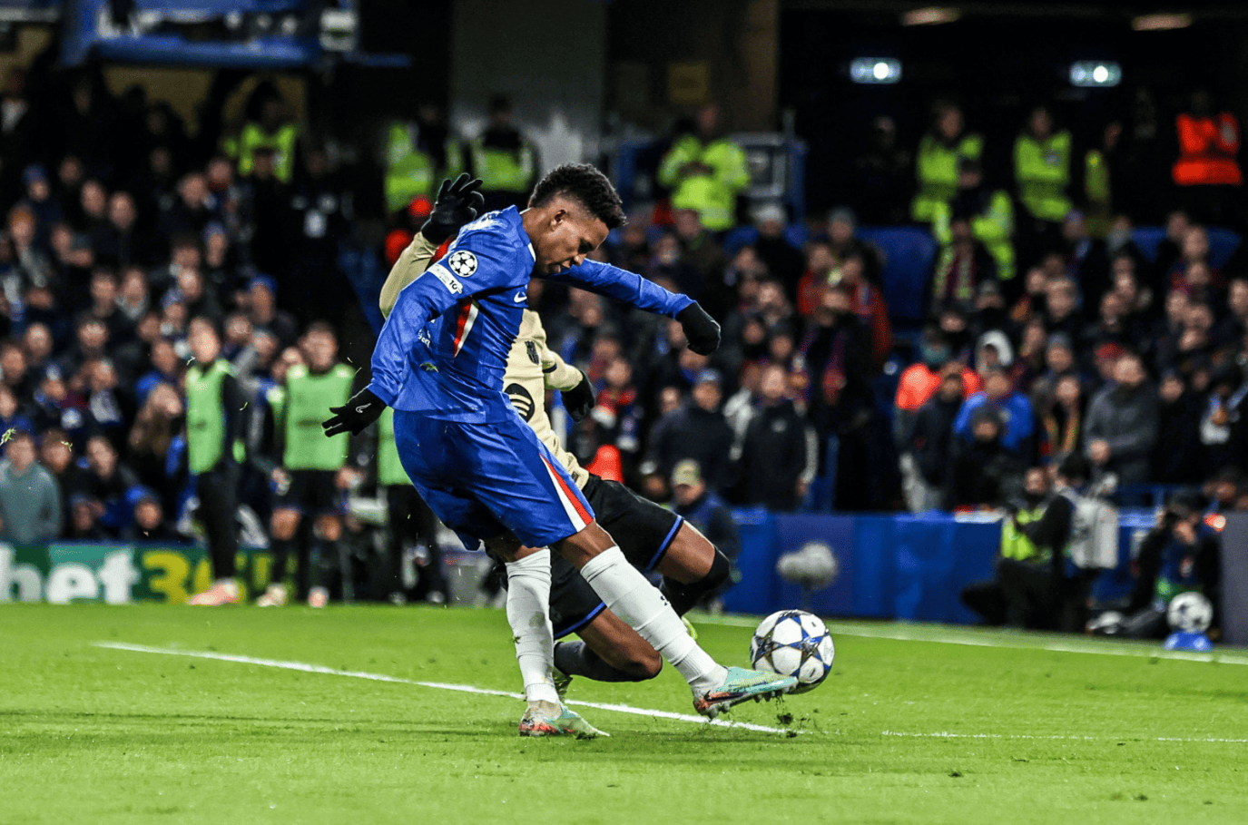 爱游戏官方认证平台包含集结日欧冠焦点战，切尔西回应争议，更衣室稳定，球队文化再被提及的词条